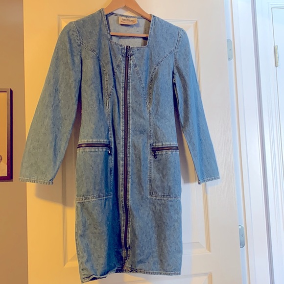 Vintage zip up denim dress. - Picture 6 of 6
